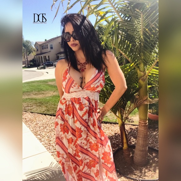 Sassy - Red Floral Maxi Dress w/ Lace Trim - Picture 5 of 8